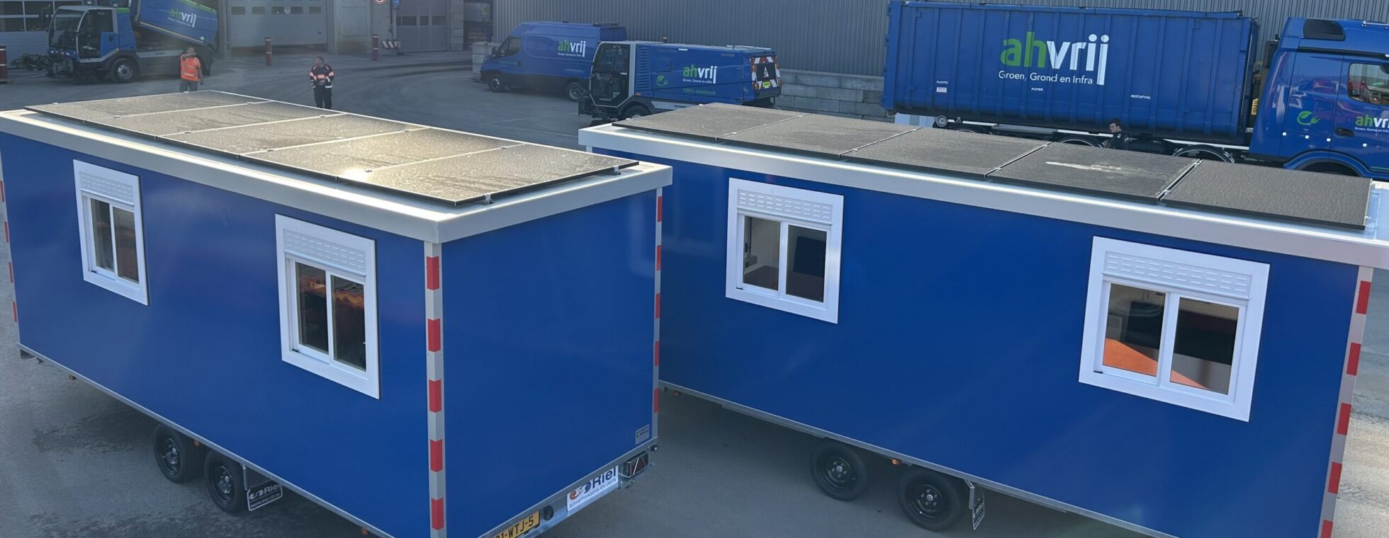 Schaftwagens met zonnepanelen