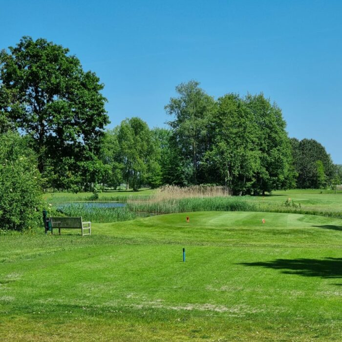 Nieuw aangelegde tee Golfbaan Rozenstein.